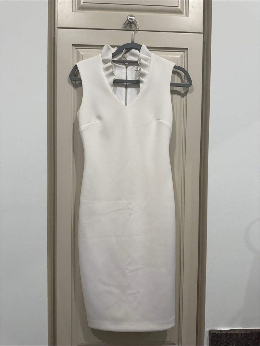 Calvin Klein Cream Sleeveless Ruffle-Trim V-Neck Midi Dress - Picture 1 of 3